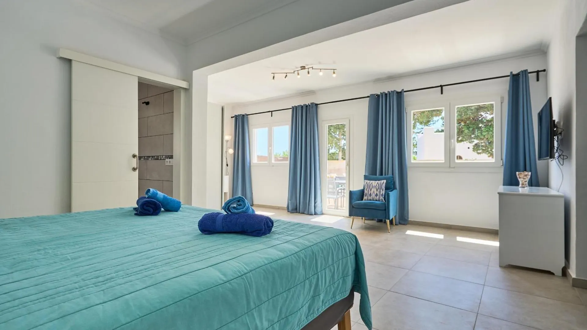Villa Guadi Портопетро